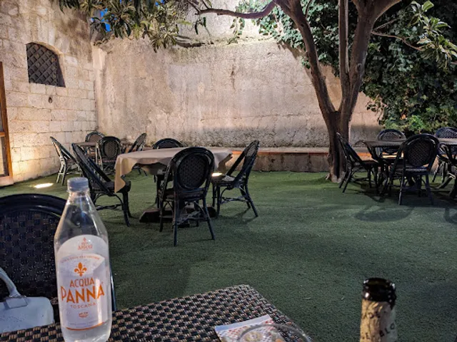 La Badia - Ristorante-Pizzeria-Location per Eventi