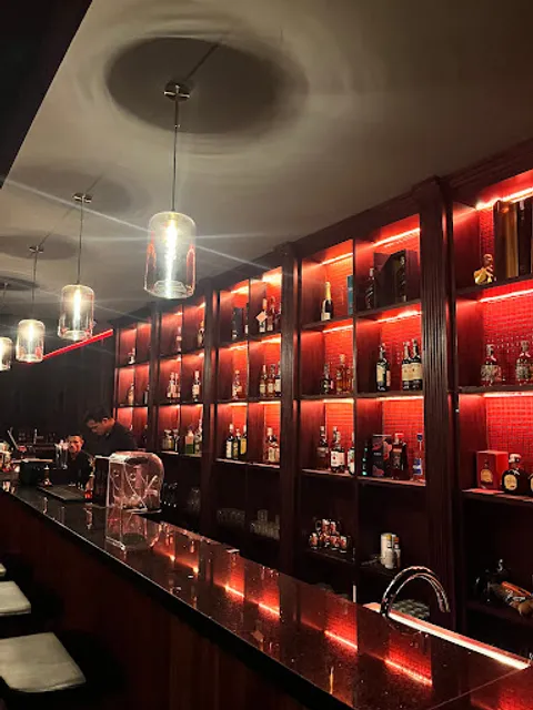 DEJA'VU BAR 2.0 Labuan Bajo, Flores