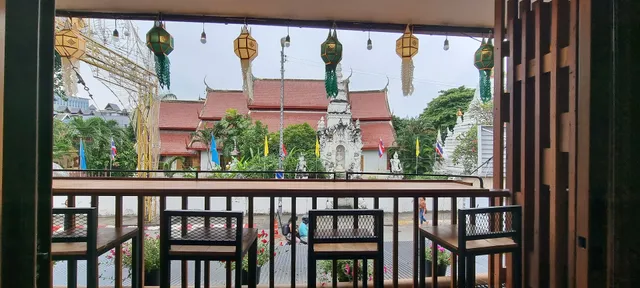 Mu Ai Tha Phae Local Taste Kitchen