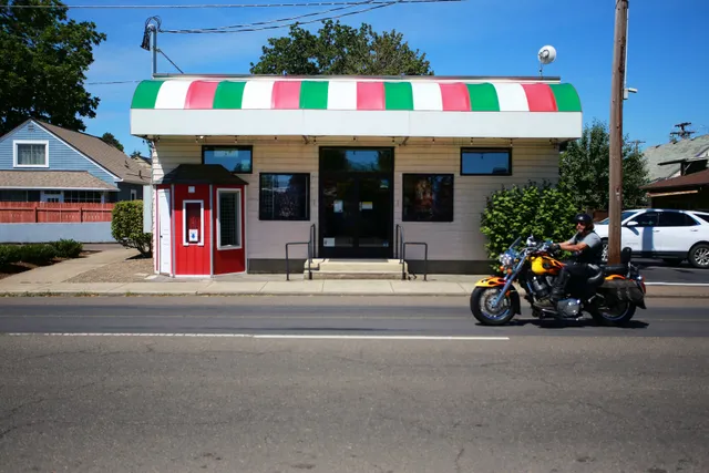 Reel Hollywood Video