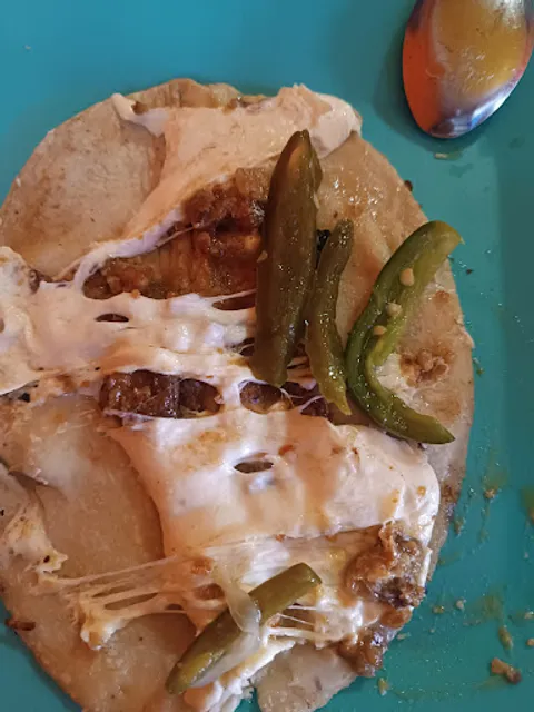 Memelas Quesadillas y Jugos de la Guadalupe