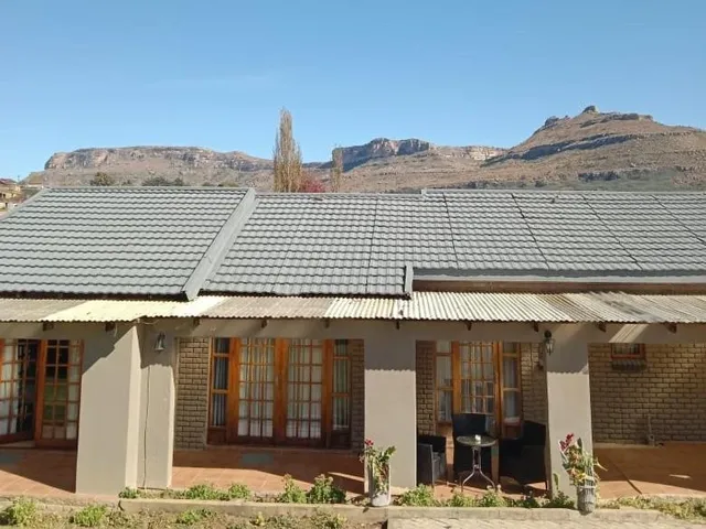 Lapaleholo Guest House