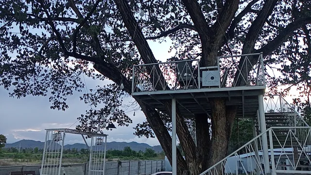 Khaoyoi Valley Room & Cafe