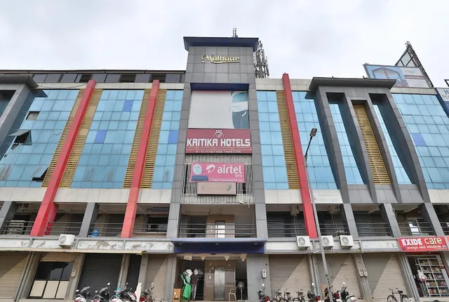 OYO Kritika Hotel