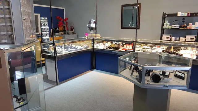 Treasures Old & New Jewelers