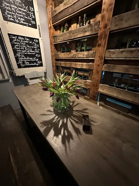 1980 – Cafe und Bánh Mì Köln