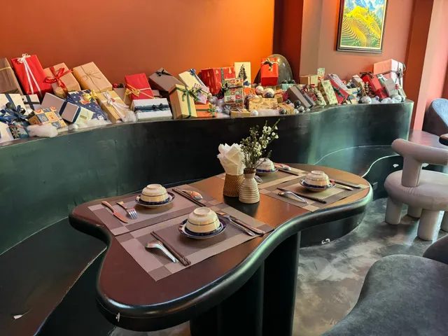 Little SaiGon - The Hyemin