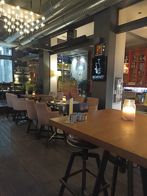 MOMENTI Espresso & Wine House