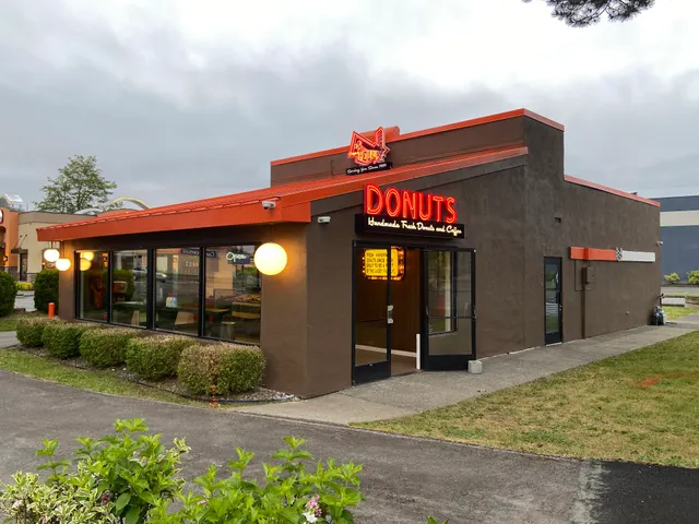 Original House of Donuts Lacey