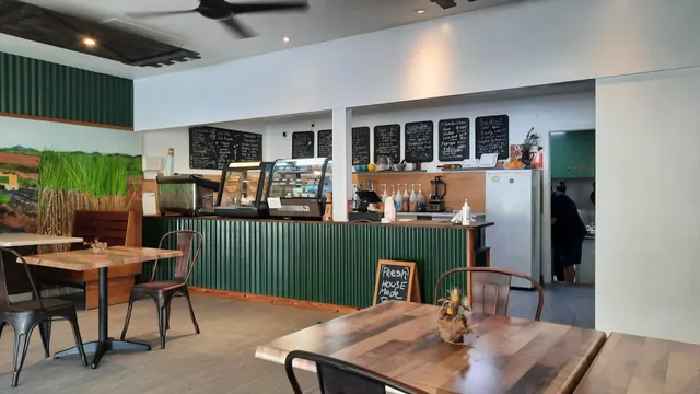 Three Little Birds Eatery