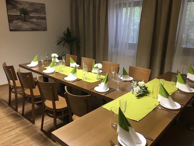 Restaurace a penzion U Hasičů