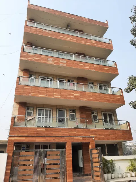 Lavish Palm Residency- PG near Medanta Hospital, Gurgaon