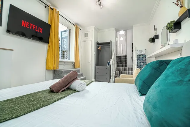 Highbury & Islington Hub