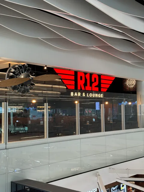 R12 Bar & Lounge