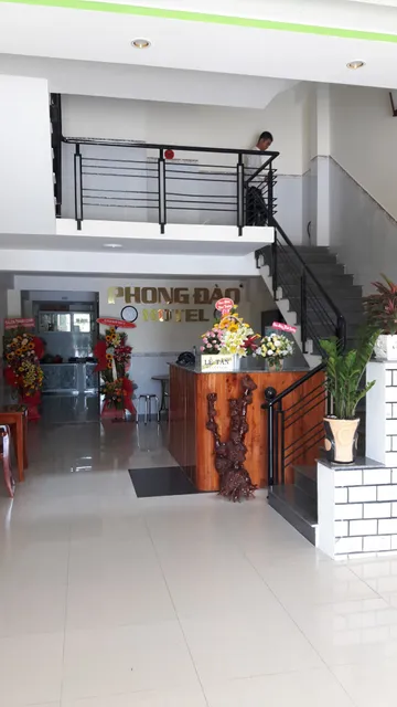 Khách sạn Phong Đào