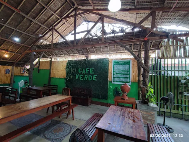 Cafe Verde Resto Bar