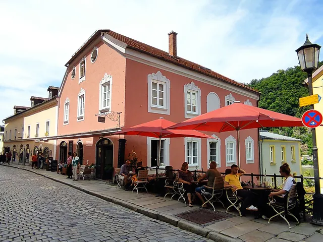 Das Hornsteiner Pension und Café am Dom