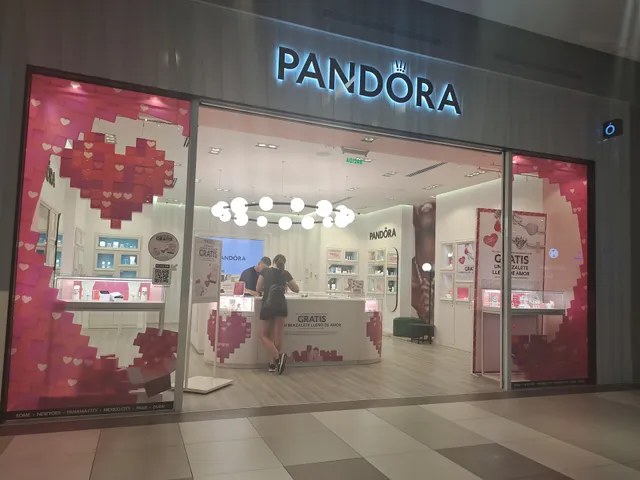 PandoraTownCenter