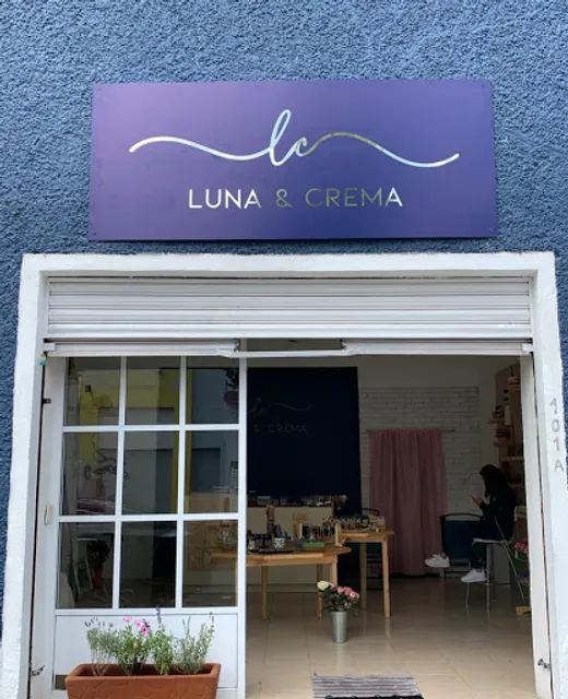 Luna y Crema