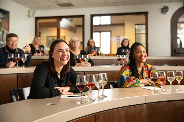 New York Kitchen: Hands-On Cooking & Beverage Classes • Tasting Room