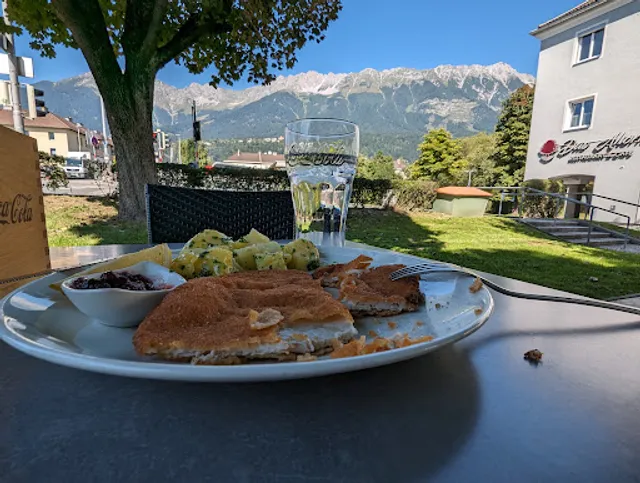 The Ahorn Restaurant & Coffeehouse