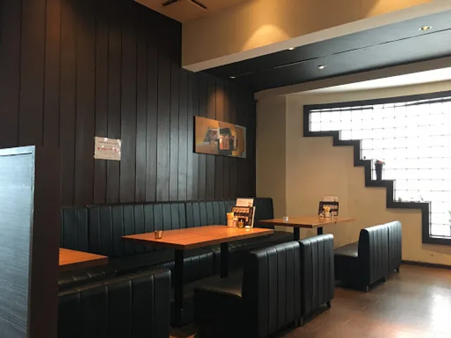 Green House Maitreya Cafe