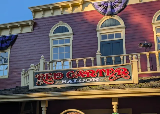 Red Garter Saloon - Cedar Point