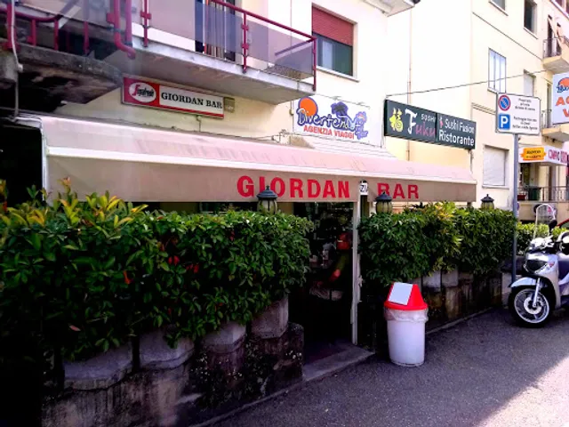 Bar Giordan