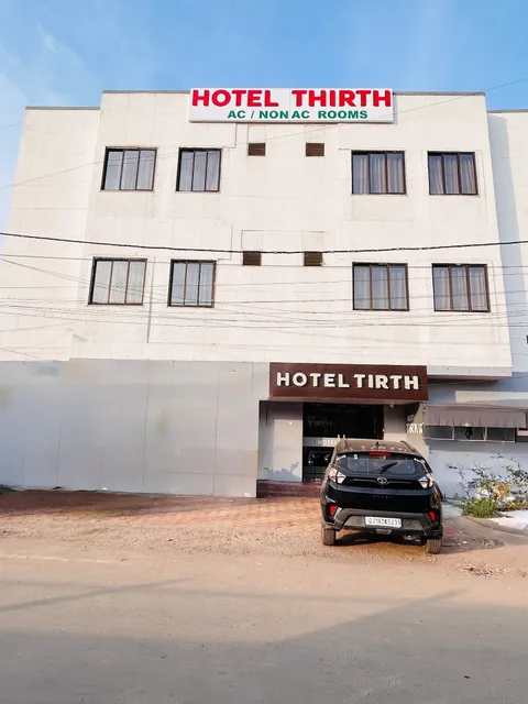 HOTEL TIRTH