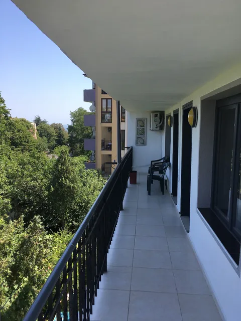 Surf House Villa Rose