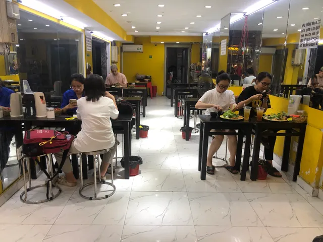 Vua Đậu - Bún Đậu Nhà Vua chi nhánh CMT8