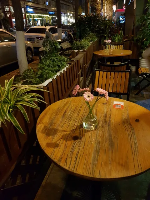 photo-1
