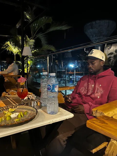 The Palm Resto lounge