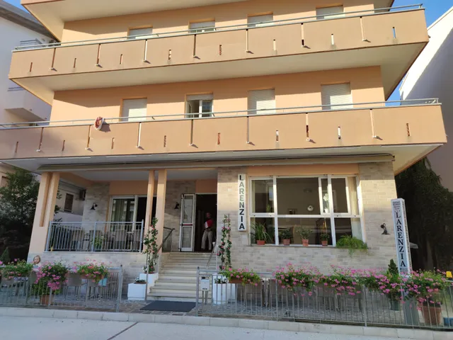 Hotel Larenzia