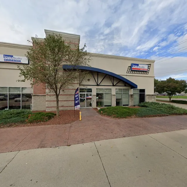 Iowa Realty - Ankeny