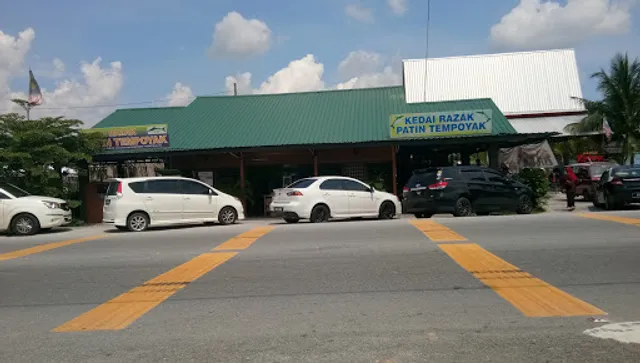 Kedai Razak Patin Tempoyak