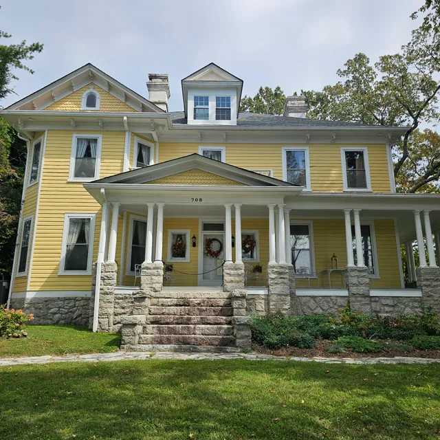 Bee's Bed and Breakfast