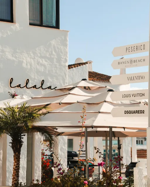 Lalala Puerto Banús