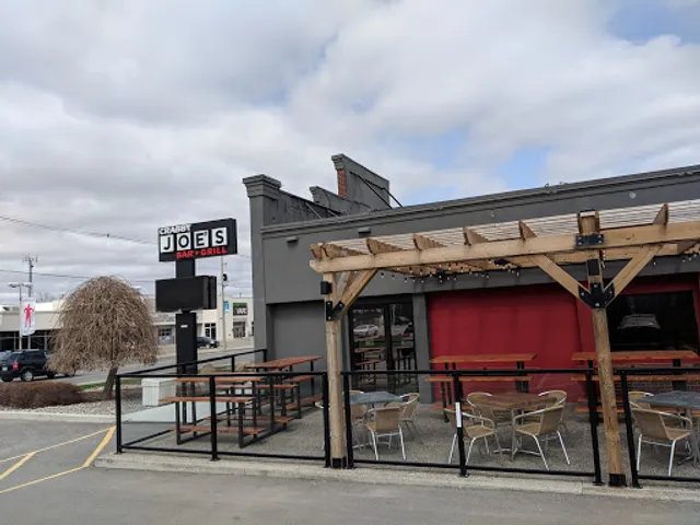 Crabby Joe's Bar • Grill