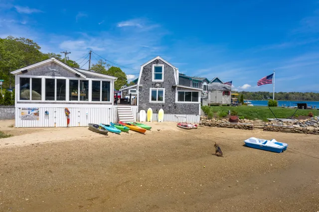 The Onset Beach Compound - Cape Cod Beach Resort & Oceanic Habitat