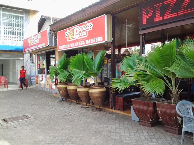 Papa's Pizza, East legon