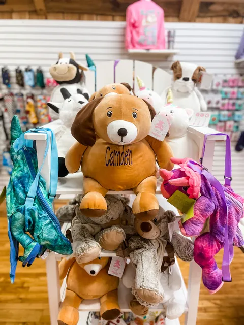 7th Moon Boutique and Gifts