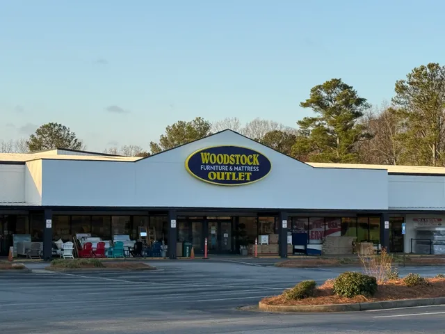 Woodstock Furniture & Mattress Outlet