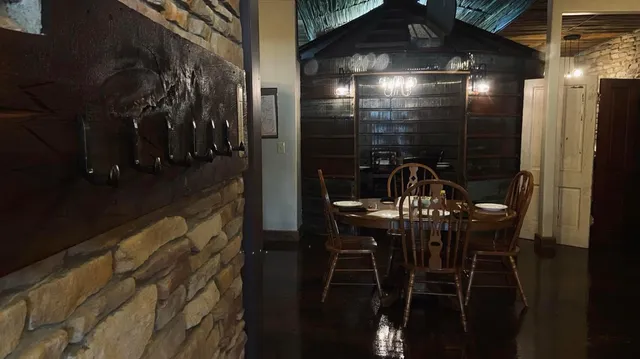 1820, The Family Restaurant