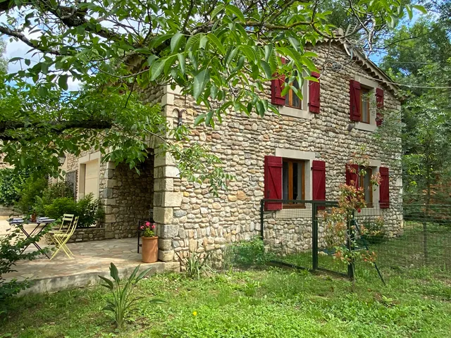 Chambres d'Hôtes, Gîte, Nuit Romantique, Soirée Étape - Le Mas Charamélia