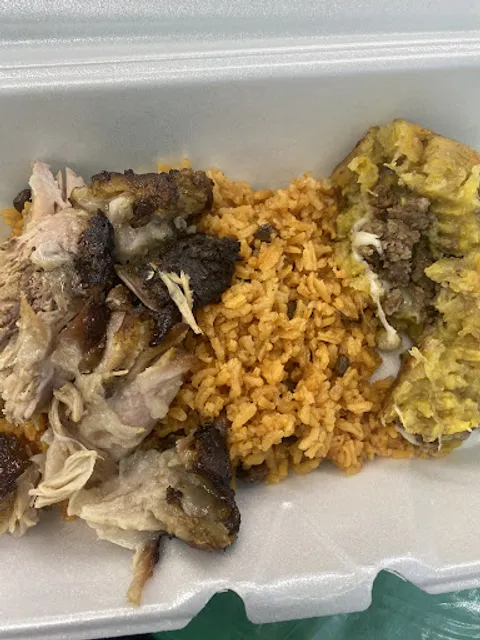 La Isla Restaurant and Deli