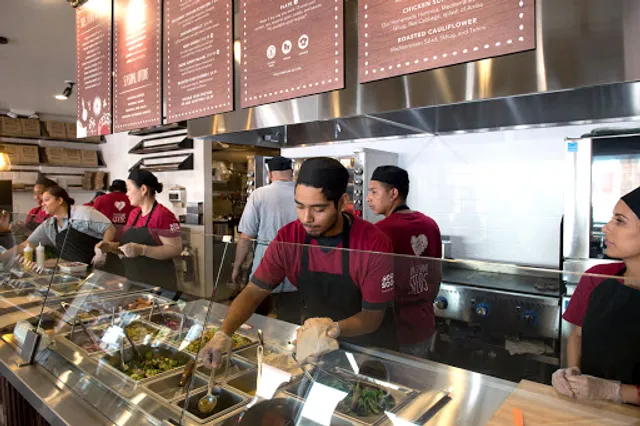 Soom Soom Fresh Mediterranean Grill - Westlake Village