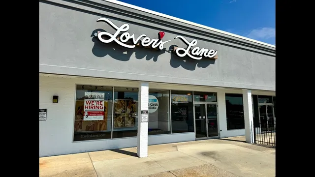 Lover's Lane - North Olmsted