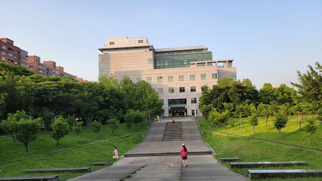 Guolitaiwantushuguan No.4 Park