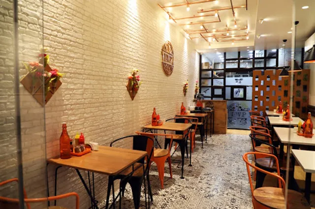 Little West Pizza 🍕